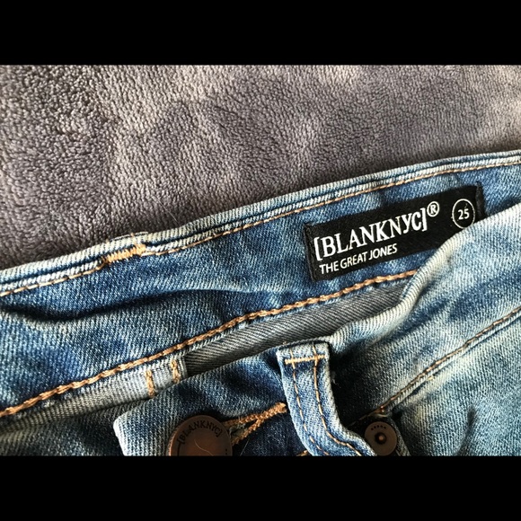 Blank NYC Raw hem denim - Picture 2 of 4